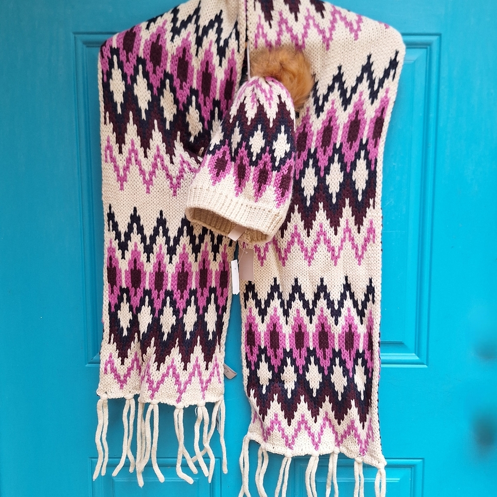Scarf Hat Set Puff Ball Faux Fur Fringe Tassels Zig Zag Print Pink Knit Long NWT